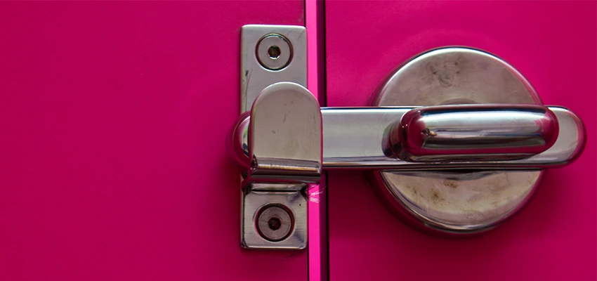 Childproof Gate Lock in Rancho Cordova, California