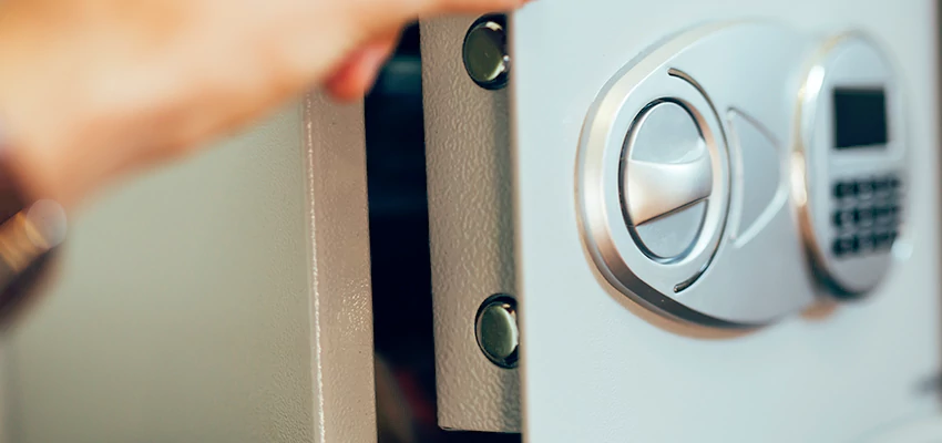 Fingerprint Safe Openers in Rancho Cordova, CA