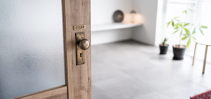 Deadbolt Door Lock Knob Repair in Rancho Cordova, California